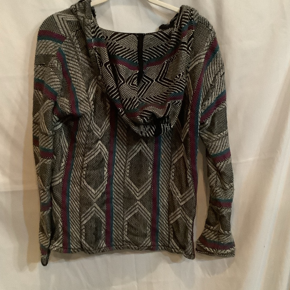 Forever 21 Multicolor Patterned Sweater - Picture 3 of 4